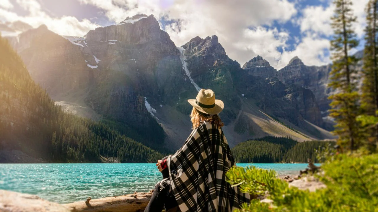 Athena a wisdom of Greek God